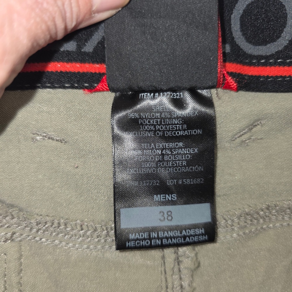 Gerry Cargo Shorts Mens 38 Khaki Excellent Outdoor Hiking‎ Stretch 1272321 - Picture 6 of 12